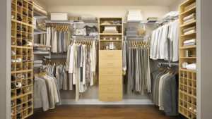 Read more about the article 7 Practical Ways to Maximize Closet Space