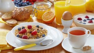 Read more about the article Breakfast 101: What To Eat?