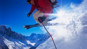 Read more about the article 9 Great Ways To Save On Skiing And Snowboarding