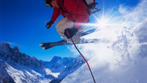 You are currently viewing 9 Great Ways To Save On Skiing And Snowboarding